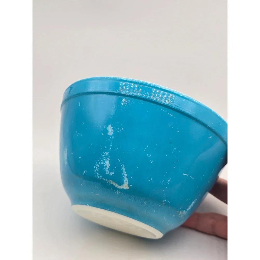 Vintage Pyrex 401 Turquoise Blue Nesting Mixing Bowl 1.5Pt Milk Glass Made USA